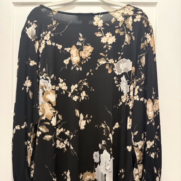 Women’s Plus Size Karen Kane Long Sleeve Blouse Size 3X. - Picture 5 of 5